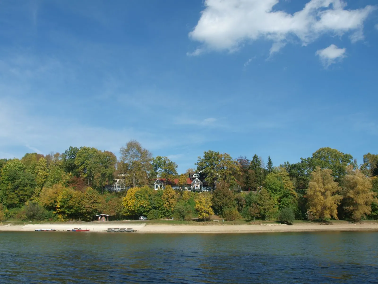 Die Waldschenke am Ufer des Schömberger Stausees